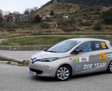 Automobile-Propre au volant de la Renault Zoé ZE 40 au e-Rallye de Monte-Carlo