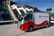 La Poste de Monaco expérimente l’utilitaire électrique Colibus Véhiposte