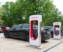 Les superchargeurs Tesla bientôt ouverts à tous ?