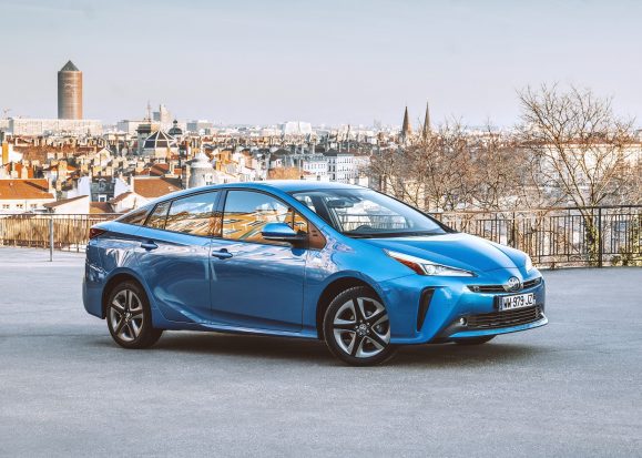 Toyota : des batteries de voitures électriques pour alimenter le réseau