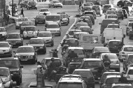 En ville, l’auto à pétrole est une icône du gaspillage ! 