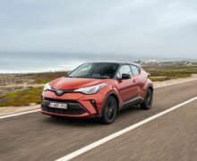 Bonne affaire voiture hybride : Toyota déstocke le C-HR avec de grosses promos