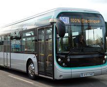 Bolloré inaugure sa première ligne de bus électriques à Paris