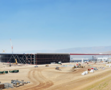 Bienvenue à la Gigafactory : notre visite de l’usine de batterie Tesla