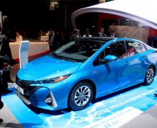 La Toyota Prius hybride rechargeable branche le Mondial de l’Automobile