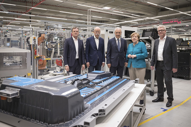 Daimler débute la construction de son usine de batteries pour voitures électriques