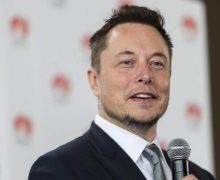 Vente d’actions Tesla : un cadre de Ford se moque d’Elon Musk