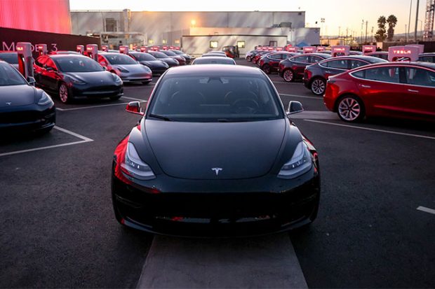 Tesla Model 3 : deux versions et jusqu’à 500 km d’autonomie