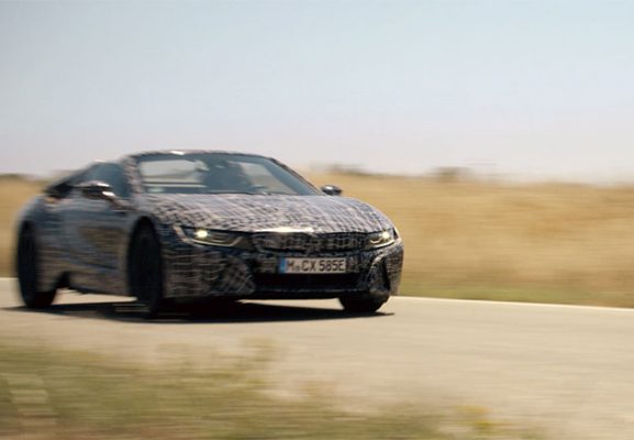 BMW i8 Roadster : images et vidéo avant Francfort