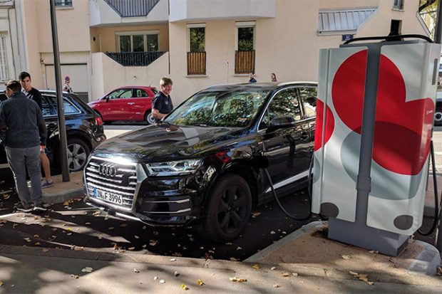 Des Audi Q7 électriques surpris sur le réseau CNR