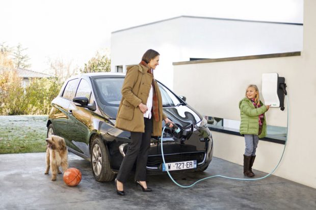 Les Français trop prudents avec la voiture électrique ?