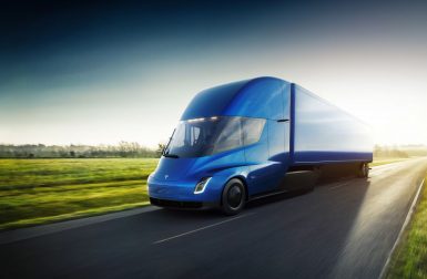 Tesla Semi : la production du camion électrique repoussée à 2020