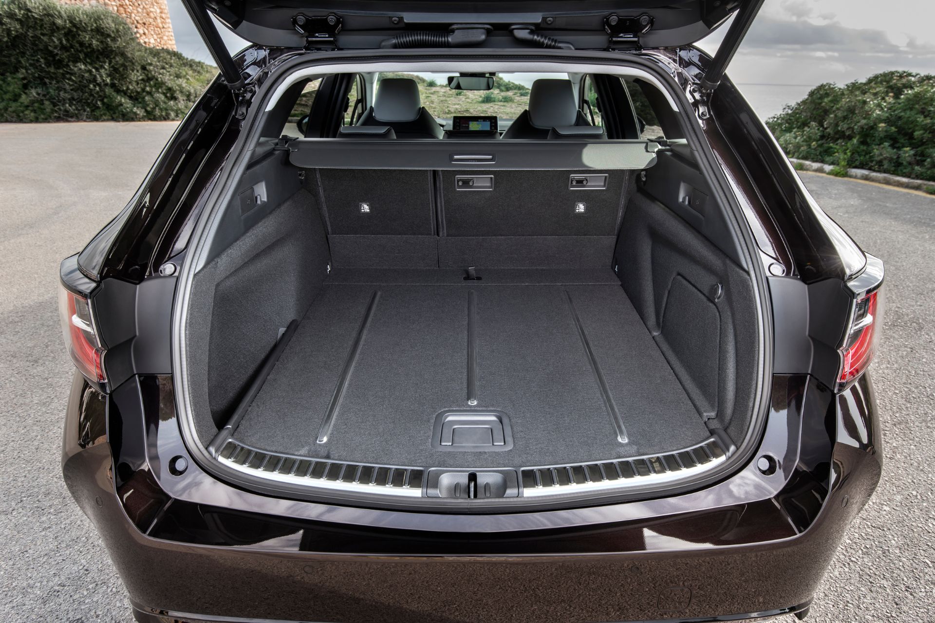 Toyota Corolla hybride commercialisation, prix, consommation