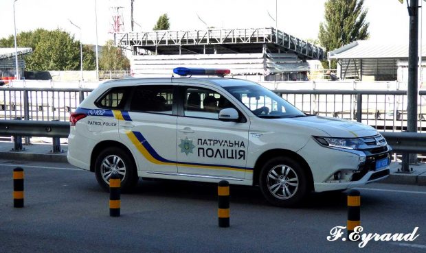 Plus de 2000 véhicules électrifiés utilisés par la police ukrainienne