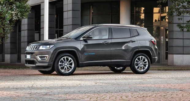 Jeep Compass : une version électrique du SUV est en développement