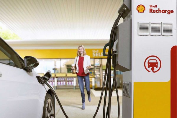 Shell vise 500 000 points de charge d’ici 2025