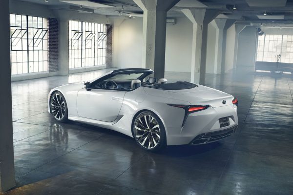 Lexus LC Cabriolet : le roadster hybride en approche