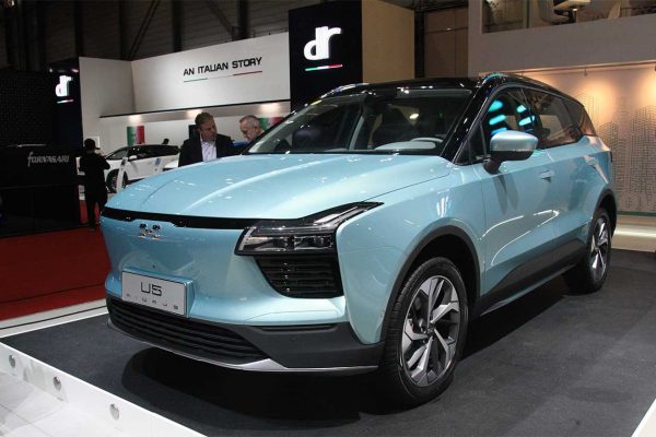 Aiways débarque en Corse avec des centaines de SUV électriques U5