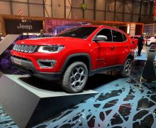 Jeep révèle les Renegade et Compass 4x4e au Salon de Genève 2019