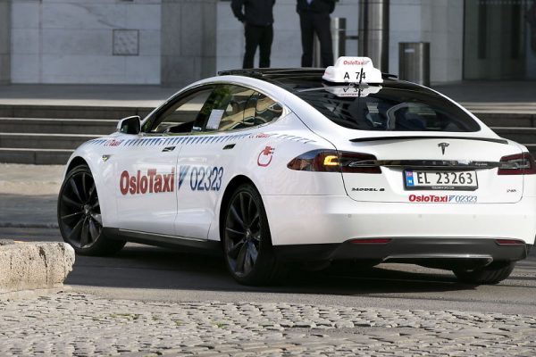 A Oslo, les taxis électriques vont tester la charge par induction
