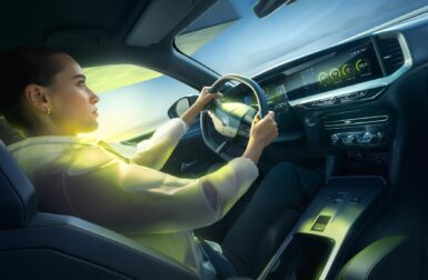 Une VW électrique qui se prend pour une Golf, une Opel qui envoie les watts, une nouvelle Model Y, BMW et Renault en pleine forme, L’Europe en force et BYD qui lève le pied… Bienvenue dans Regen n°22