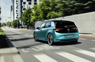 Volkswagen assure tenir les délais pour sa compacte électrique ID.3
