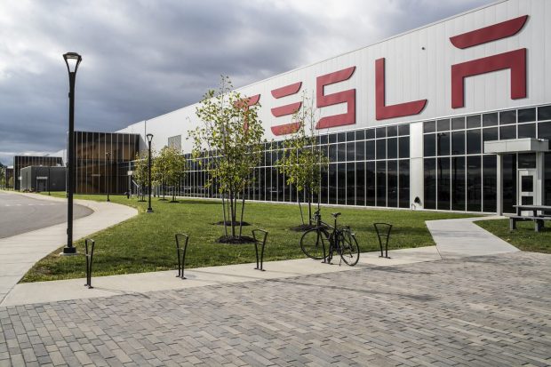 Tesla : « traités comme des robots », les employés vont se syndiquer