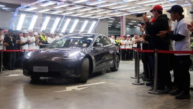 Tesla livre ses premières Model 3 « Made in China »