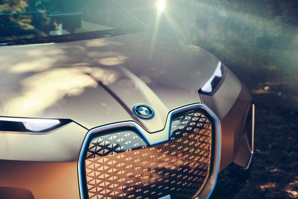 BMW investit pour la production de son premier SUV électrique