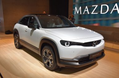Interview : Mazda justifie son original MX-30 électrique et parle du futur