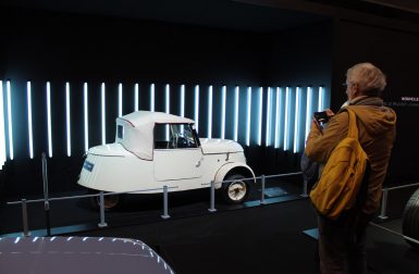L’Aventure Peugeot expose ses voitures électriques de 1941 à 2010