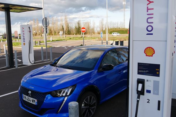 Ionity : 250 stations en service pour profiter de l’été en voiture électrique