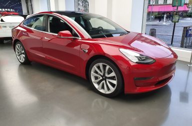 La Tesla Model 3 à la seconde place du marché européen en mars 2020
