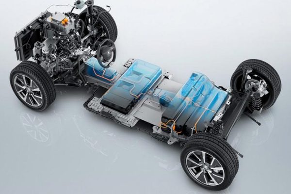 Voiture électrique : pour PSA, la baisse des coûts est une priorité