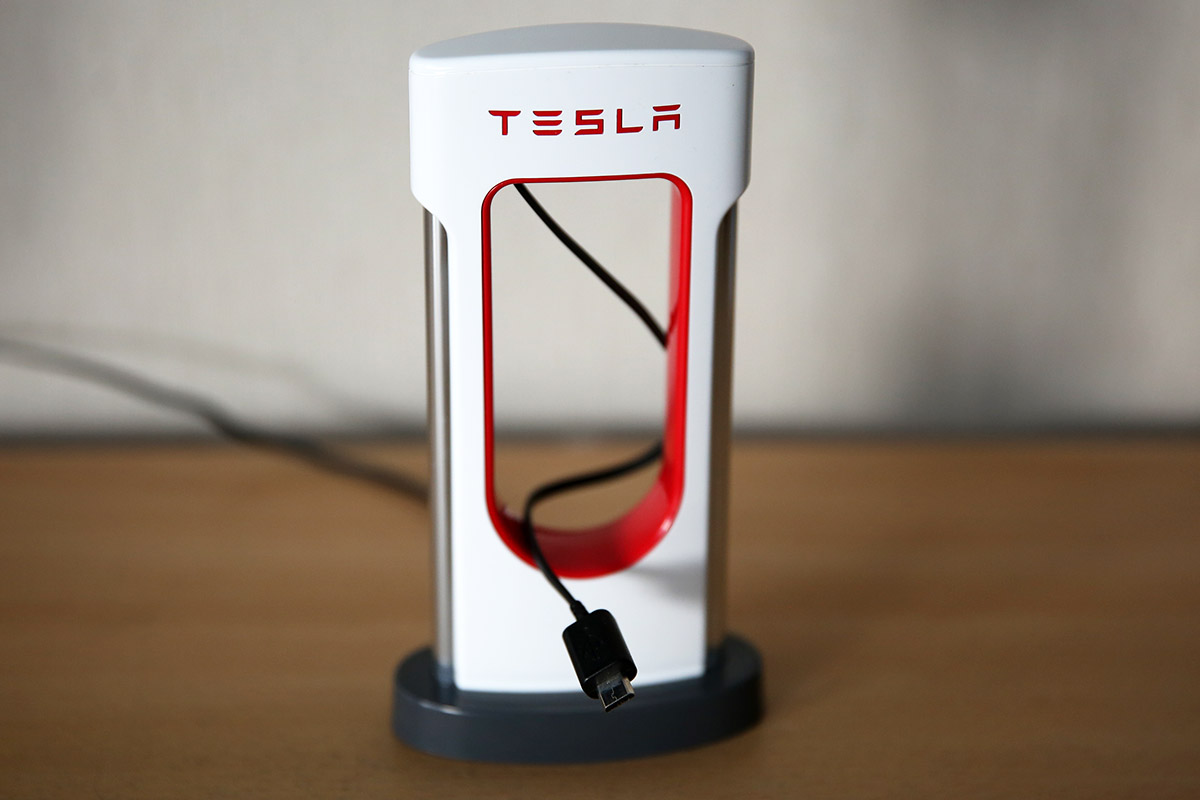 Le superchargeur Tesla rendu illégal en Allemagne ! 🇩🇪