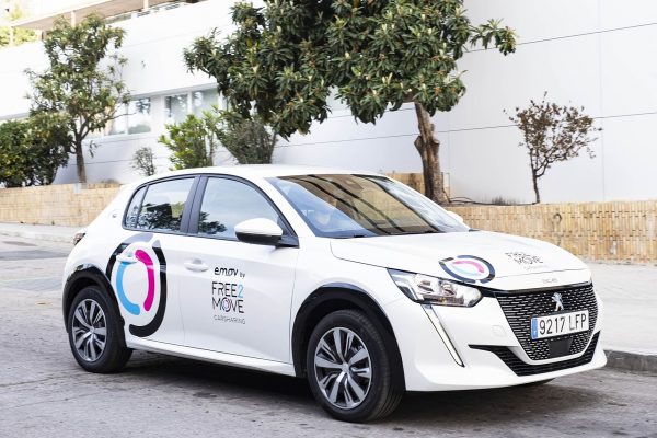 Des Peugeot 208 électriques pour Free2Move