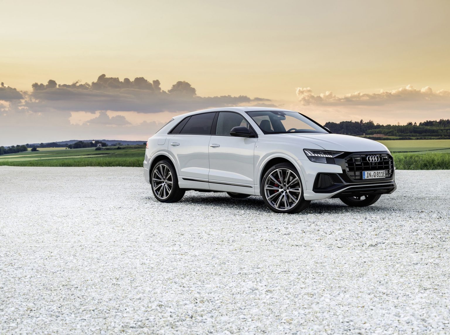 Audi Q8 hybride rechargeable prix, autonomie, performances