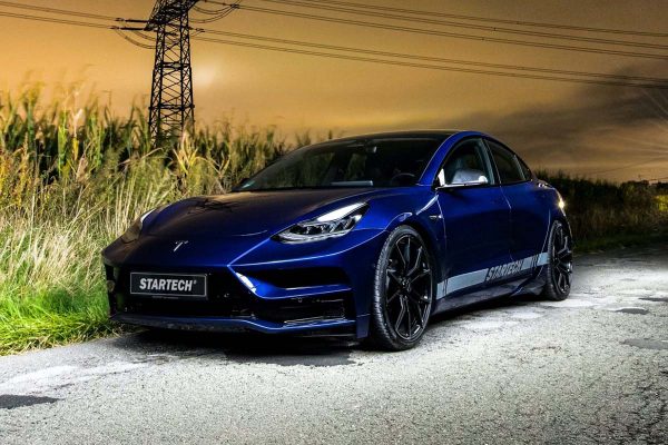Startech se penche sur la Tesla Model 3 avec un kit carrosserie agressif