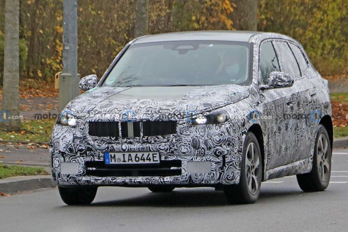 Prototype BMW iX1 2020