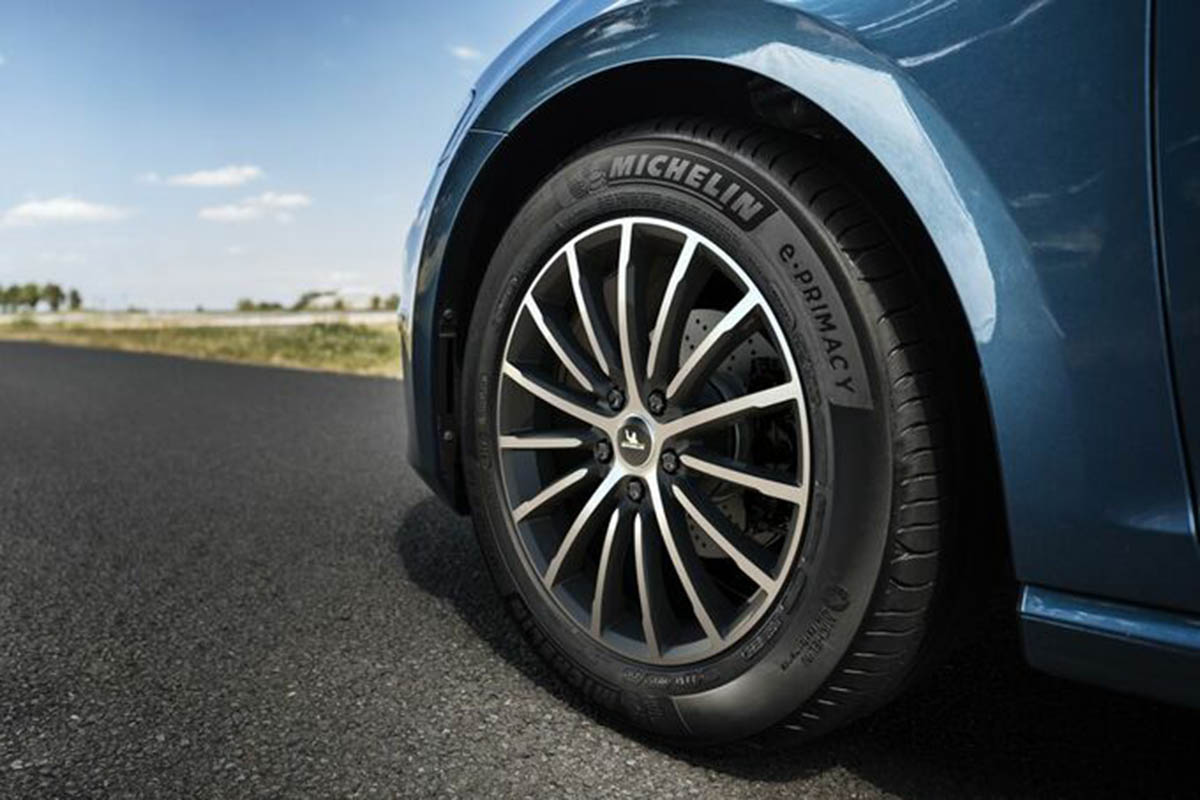 Michelin e-Primacy : le pneu écoresponsable qui favorise l'autonomie