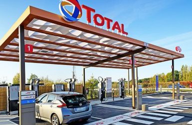 Total va offrir la recharge des voitures électriques pendant la coupe du monde de rugby