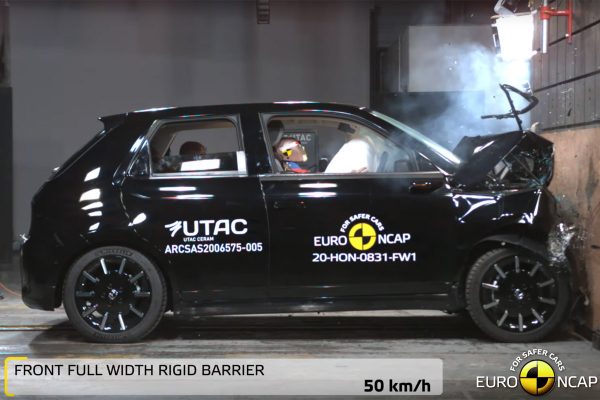 Honda e : la citadine électrique obtient 4 étoiles aux tests Euro NCAP