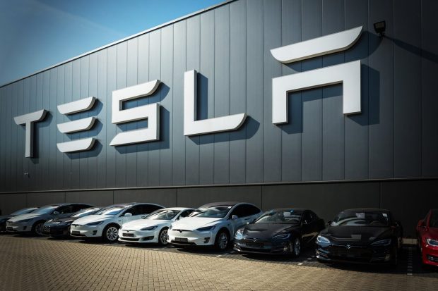 Tesla atteindra-t-il sur le fil son objectif de production en 2020 ?