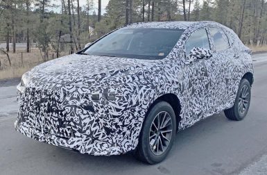 Voiture hybride : la prochaine génération du Lexus NX est en approche