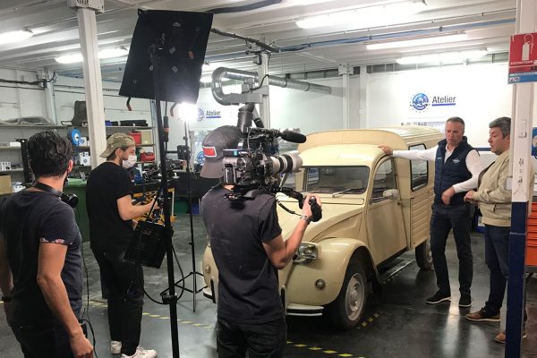 Une Citroën 2CV fourgonnette convertie à l’électrique ? C’est chose faite grâce à RMC Découverte