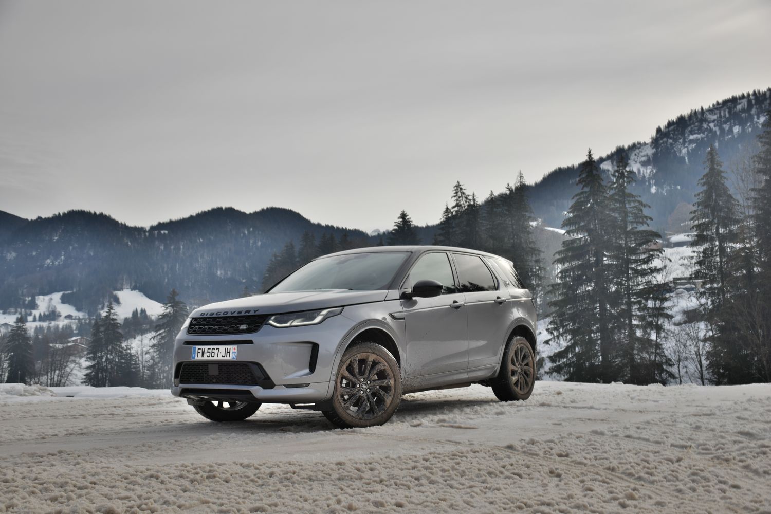 Essai Land Rover Discovery Sport hybride : familial, amputé