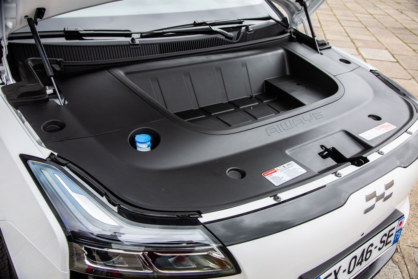 Mini Frunk Essai Kia e-Niro vs Aiways U5 : quel SUV électrique remporte le match