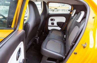 Essai Dacia Spring vs Renault Twingo ZE : quelle est la meilleure ...
