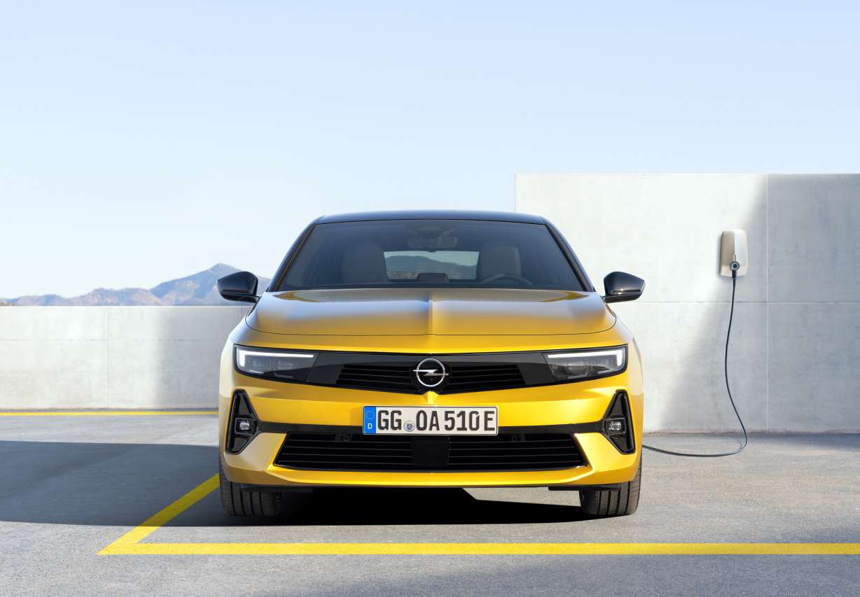 Nouvelle Opel Astra : la compacte allemande passe à l'hybride