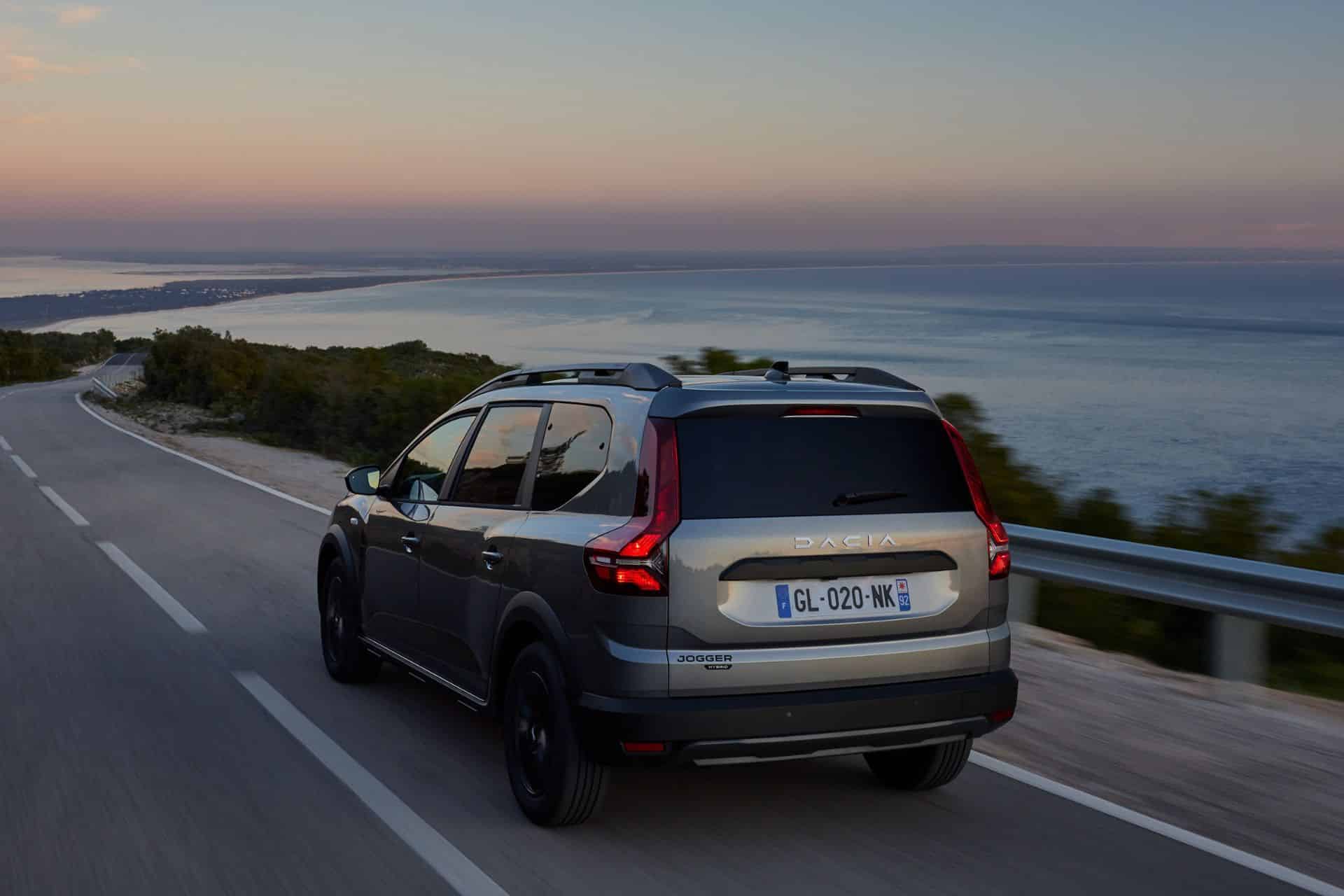 Dacia Jogger hybride commercialisation, prix, consommation